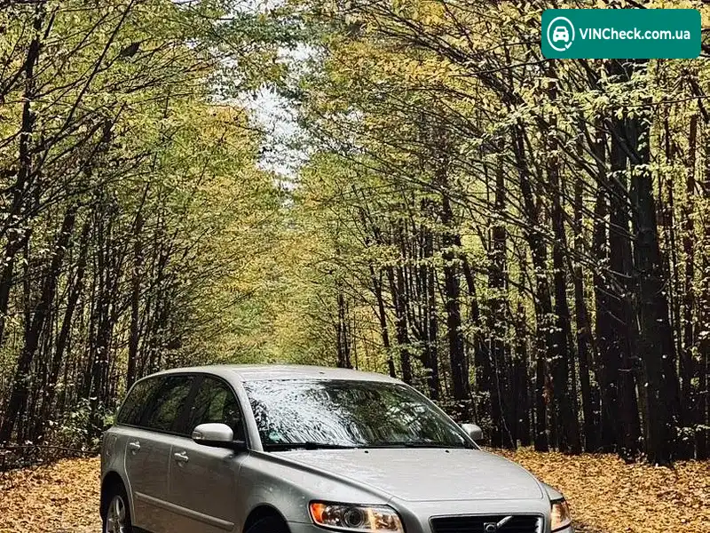 Volvo V50 2008, фото з оголошення 2 з 20, VIN YV1MW765282421596