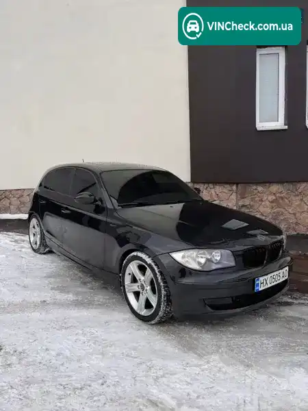BMW 1 Series 2009, фото з оголошення 2 з 21, VIN WBAUH51070E302973