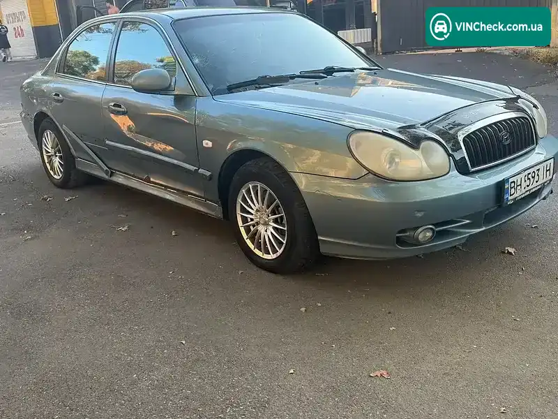 Hyundai Sonata 2004, фото з оголошення 2 з 4, VIN KMHEM41BP4A046270