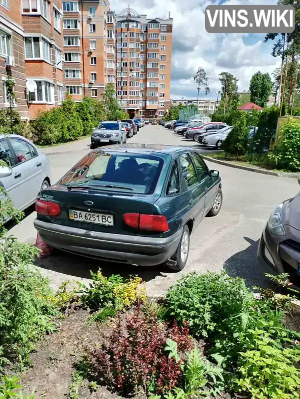 Ford Escort 1997, фото з оголошення 2 з 9, VIN WF0AXXGCAAVR89766