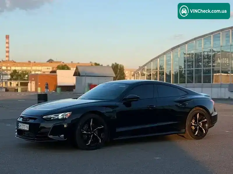 Audi e-tron GT 2021, фото з оголошення 2 з 21, VIN WAUCJBFW0N7004711