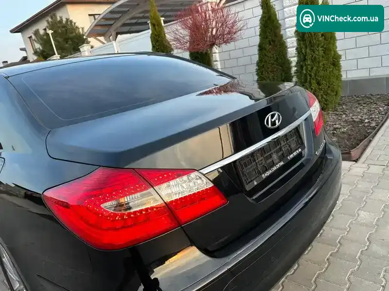 Hyundai Genesis 2011, фото з оголошення 2 з 20, VIN KMHGC41KBCU168162