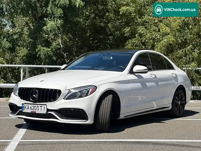 Mercedes-Benz C-Class 2016, фото з оголошення 2 з 20, VIN 55SWF4KB4HU199998