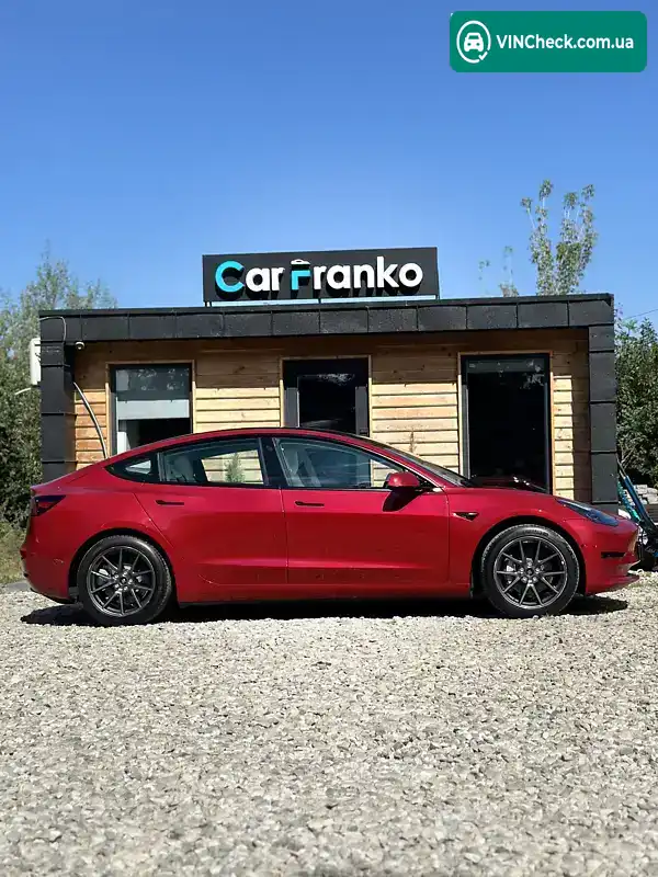 Tesla Model 3 2021, фото з оголошення 1 з 21, VIN 5YJ3E1EB5MF975700