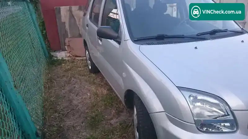 Subaru Justy 2004, фото з оголошення 2 з 10, VIN TSMNHY51S00190640