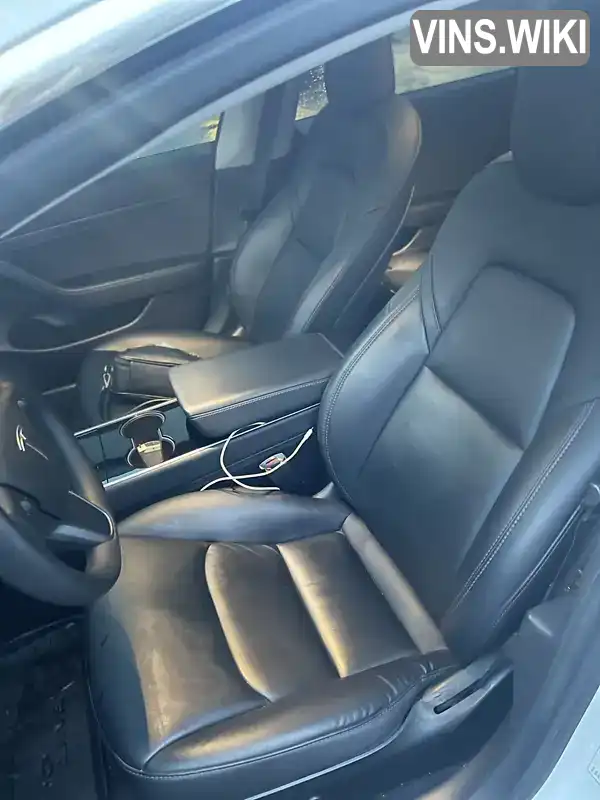 Tesla Model 3 2020, фото з оголошення 2 з 13, VIN 5YJ3E1EA0LF785678