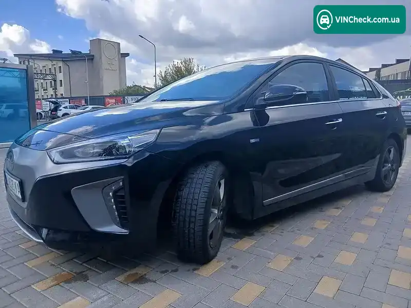 Hyundai Ioniq 2016, фото з оголошення 2 з 10, VIN KMHC05LH9HU004494