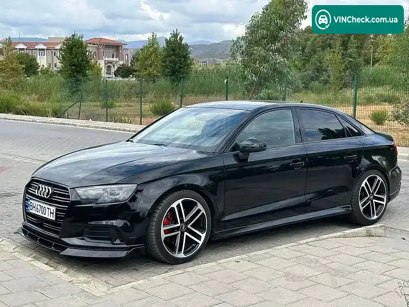 Audi A3 2016, фото з оголошення 1 з 9, VIN WAUB8GFF4H1026920
