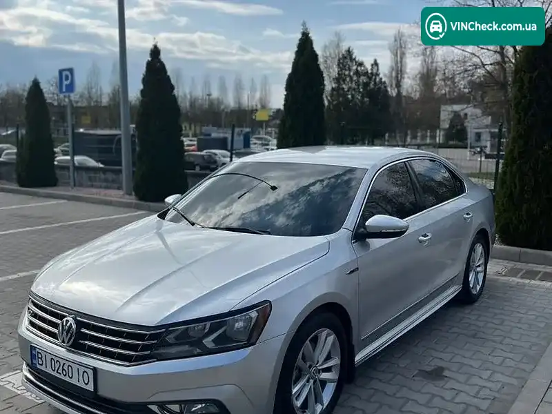 Volkswagen Passat 2016, фото з оголошення 2 з 13, VIN 1VWAT7A36GC067690