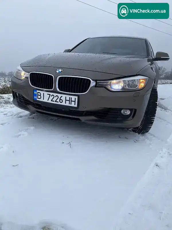 BMW 3 Series 2012, фото з оголошення 2 з 10, VIN WBA3B5C57DF138551