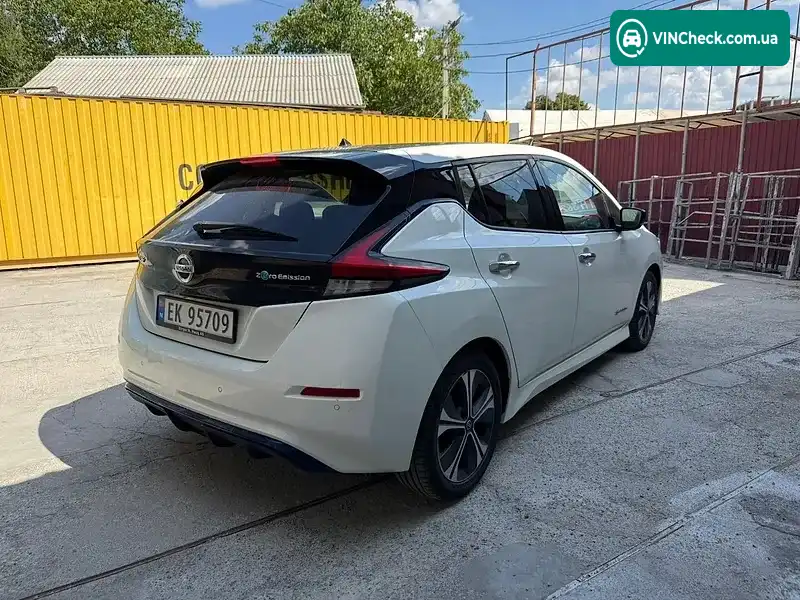 Nissan Leaf 2018, фото з оголошення 1 з 20, VIN SJNFAAZE1U0020331