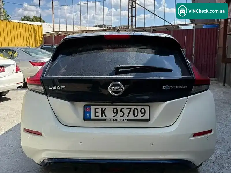 Nissan Leaf 2018, фото з оголошення 2 з 20, VIN SJNFAAZE1U0020331