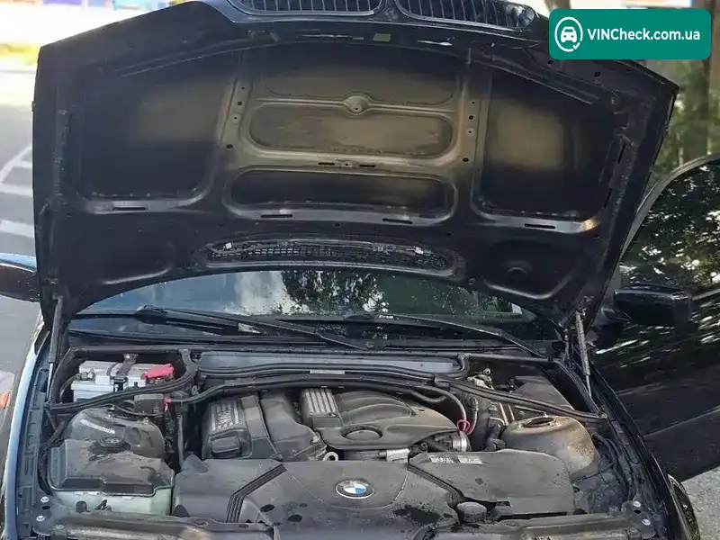 BMW 3 Series 2003, фото з оголошення 1 з 12, VIN WBAAY31080KN79883