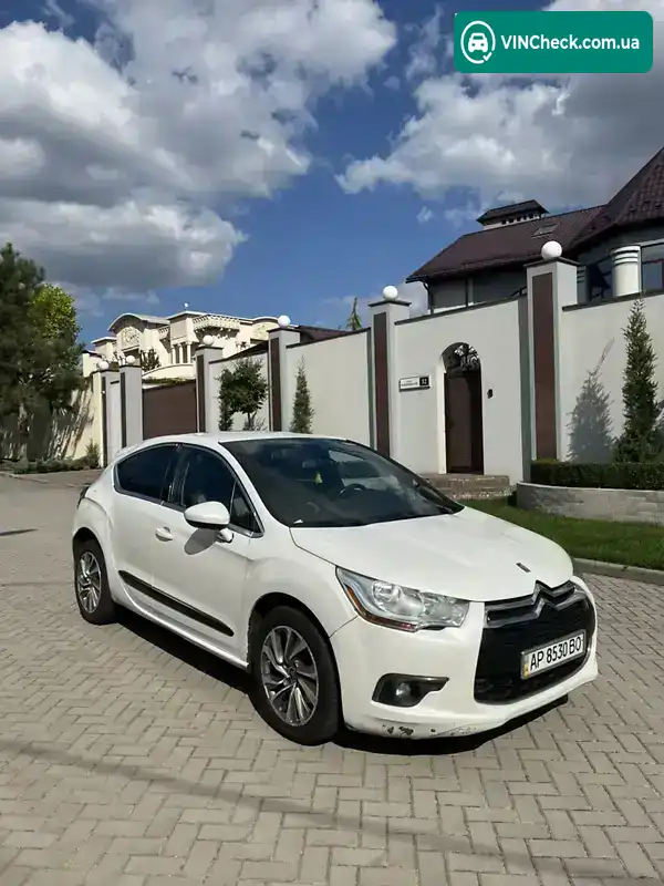 Citroen DS4 2013, фото з оголошення 1 з 18, VIN VF7NXDRHHADY61064