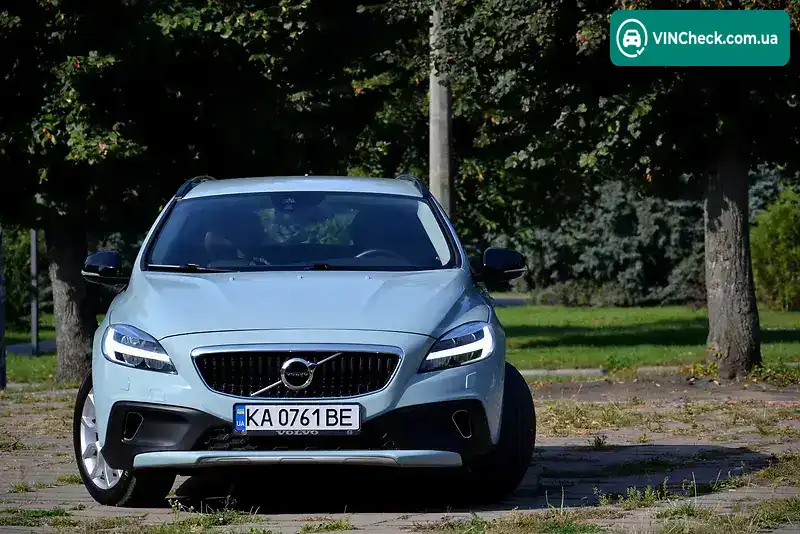 Volvo V40 2016, фото з оголошення 2 з 20, VIN YV1MZ57LCH2120997