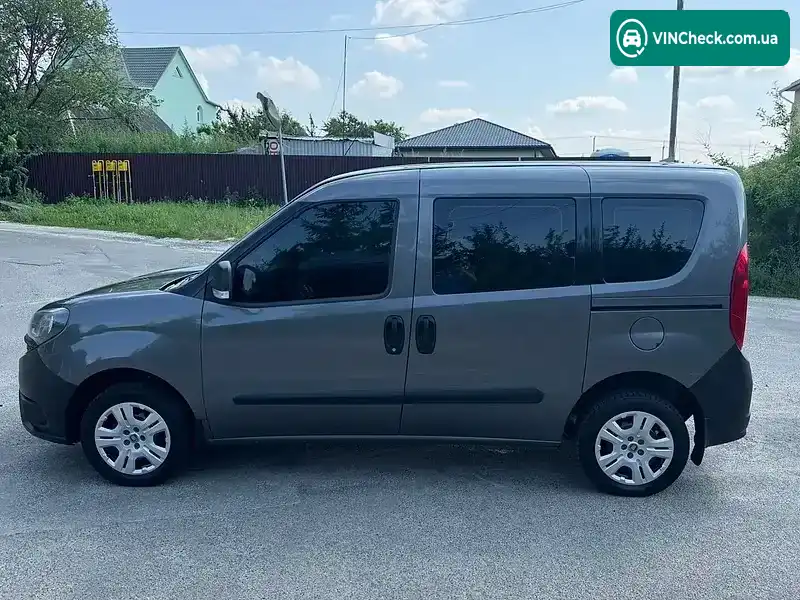 Fiat Doblo 2019, фото з оголошення 2 з 13, VIN ZFA26300006N02788