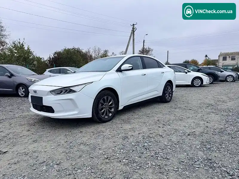 Geely Geometry c 2020, фото з оголошення 2 з 20, VIN LJ2KP8PE0LA012210