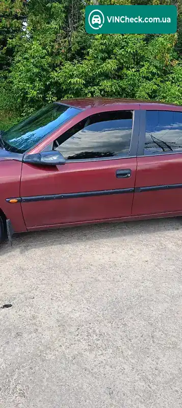 Opel Vectra 1997, фото з оголошення 2 з 21, VIN W0L000036V1119444