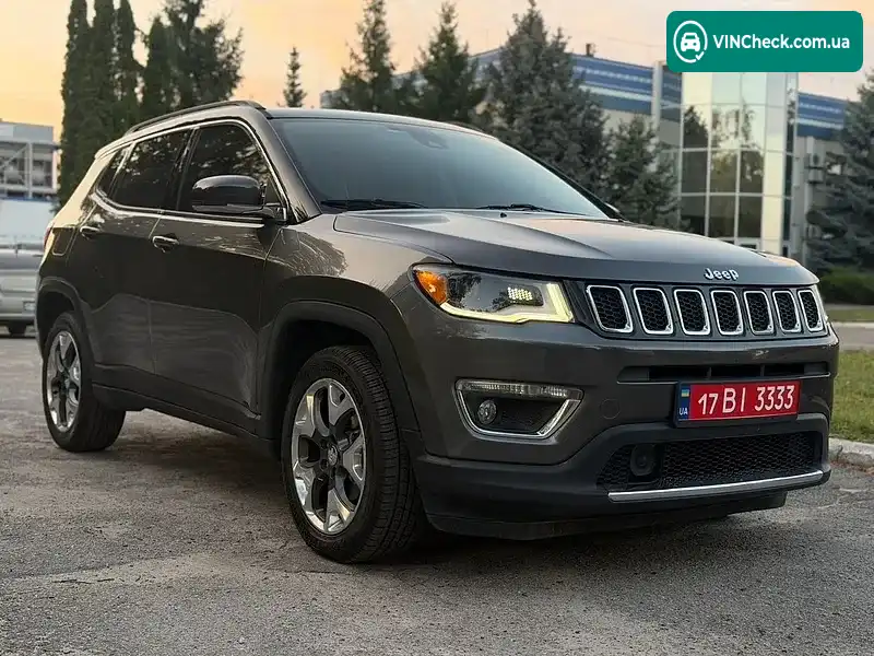 Jeep Compass 2018, фото з оголошення 2 з 20, VIN 3C4NJCCB5JT327676