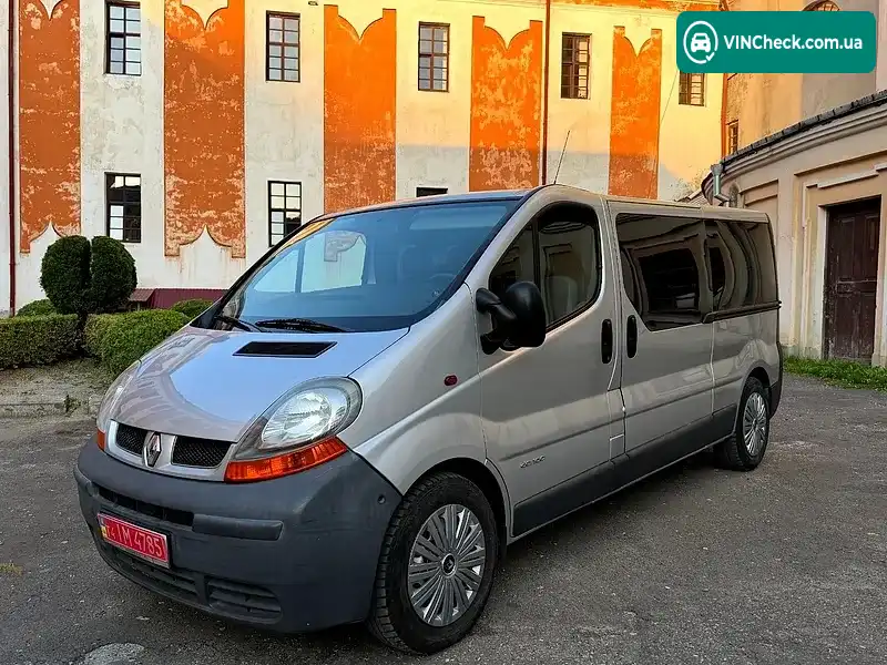 Renault Trafic 2004, фото з оголошення 2 з 20, VIN VF1FLBCB64V196315