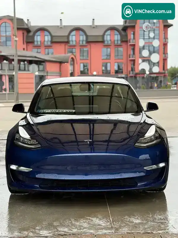 Tesla Model 3 2018, фото з оголошення 2 з 21, VIN 5YJ3E1EB8JF093562