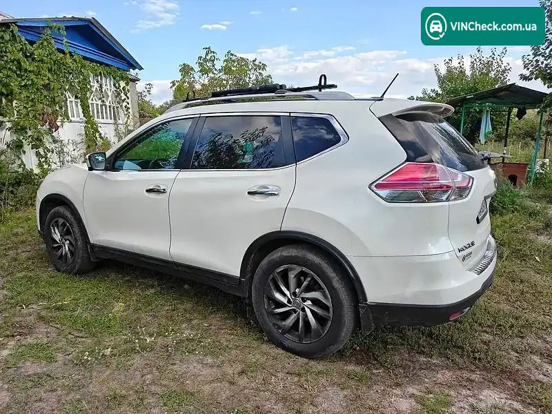 Nissan Rogue 2015, фото з оголошення 2 з 7, VIN 5N1AT2MVXFC843705