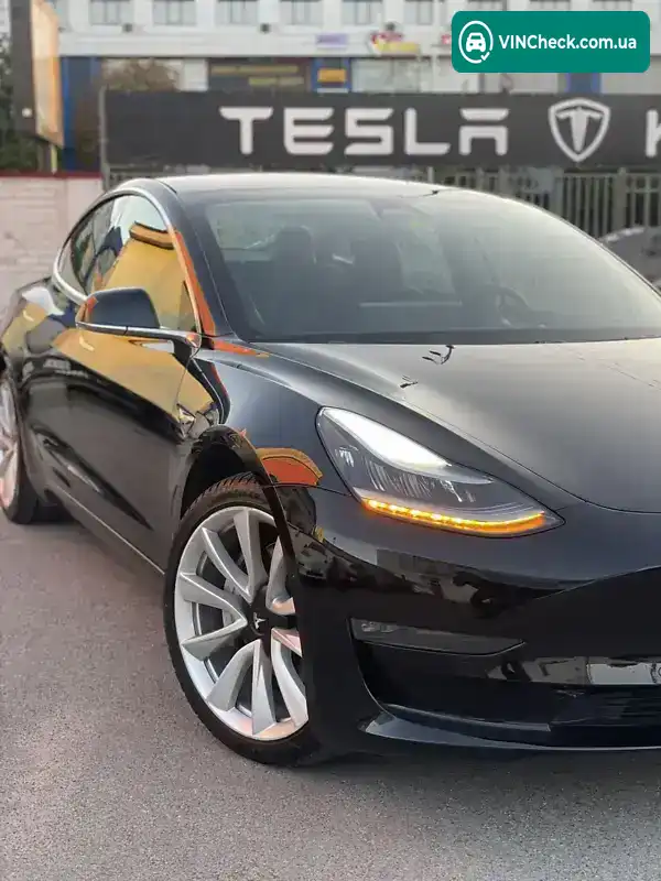 Tesla Model 3 2019, фото з оголошення 1 з 19, VIN 5YJ3E7EB4KF242808