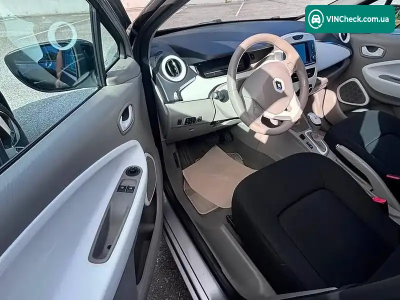 Renault Zoe 2015, фото з оголошення 2 з 10, VIN VF1AGVYB053934565