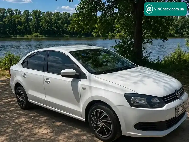 Volkswagen Polo 2013, фото з оголошення 2 з 15, VIN XW8ZZZ61ZDG057427