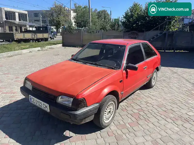 Mazda 323 1988, фото з оголошення 2 з 11, VIN JMZBF13J200456112