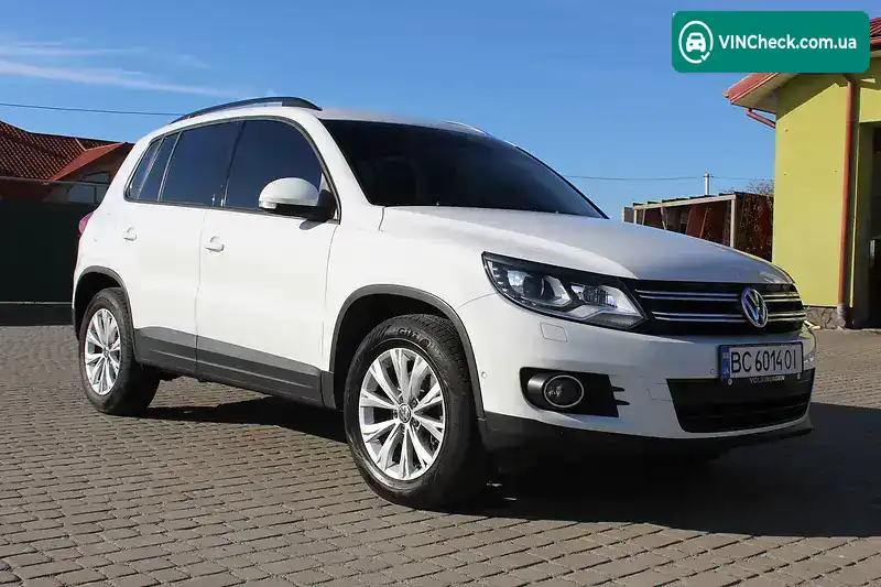 Volkswagen Tiguan 2016, фото з оголошення 1 з 20, VIN WVGAV7AX6HK019500