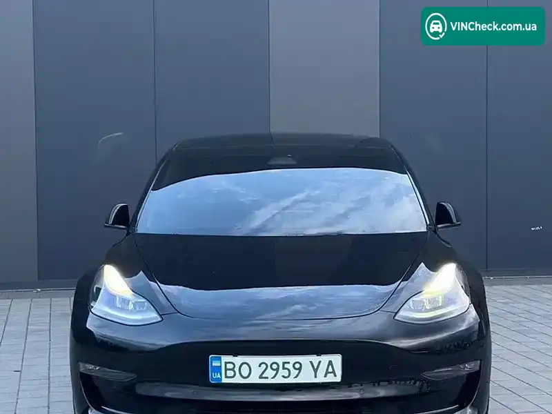 Tesla Model 3 2021, фото з оголошення 1 з 16, VIN 5YJ3E1EB0NF108304