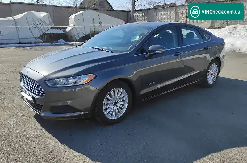 Ford Fusion 2016, фото з оголошення 2 з 11, VIN 3FA6P0LU5GR289980