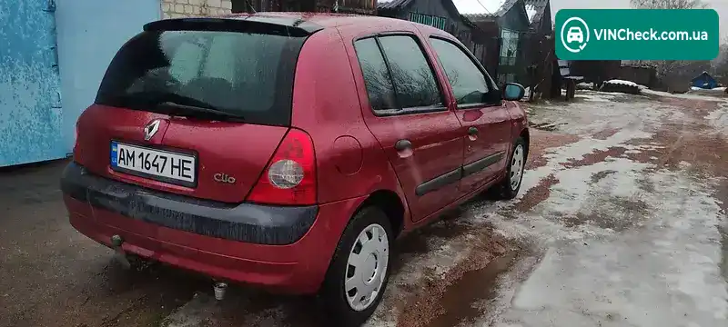 Renault Clio 2002, фото з оголошення 2 з 19, VIN VF1BB080F26826558