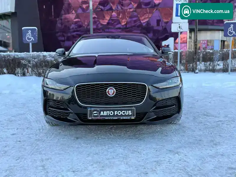 Jaguar XE 2020, фото з оголошення 2 з 21, VIN SAJAE4FX3LCP64494