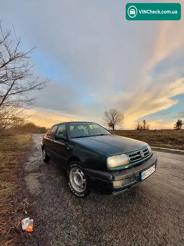 Volkswagen Vento 1997, фото з оголошення 2 з 20, VIN WVWZZZ1HZVW270869