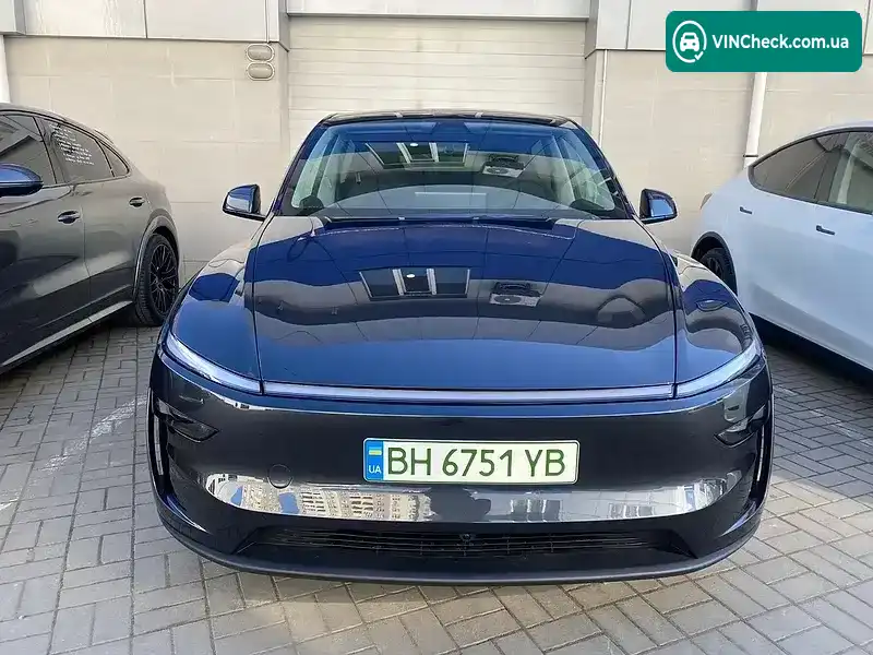 Tesla Model Y 2025, фото з оголошення 1 з 20, VIN 7SAYGDED4TF419835