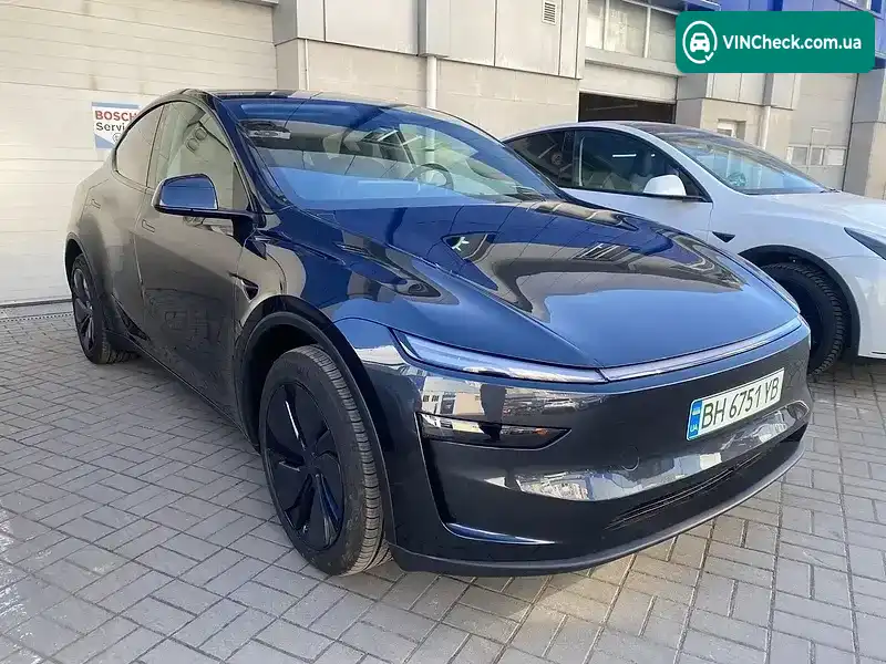 Tesla Model Y 2025, фото з оголошення 2 з 20, VIN 7SAYGDED4TF419835