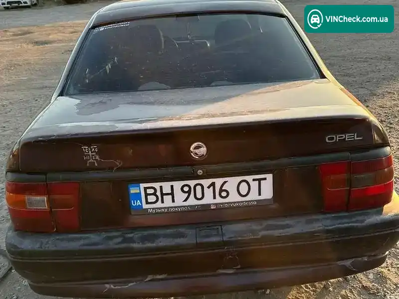 Opel Vectra 1993, фото з оголошення 2 з 4, VIN W0L000087P5003126