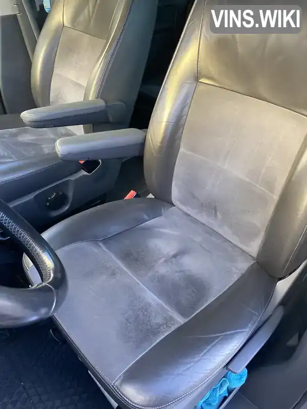 Volkswagen Multivan 2010, фото з оголошення 2 з 21, VIN WV2ZZZ7HZBH054389
