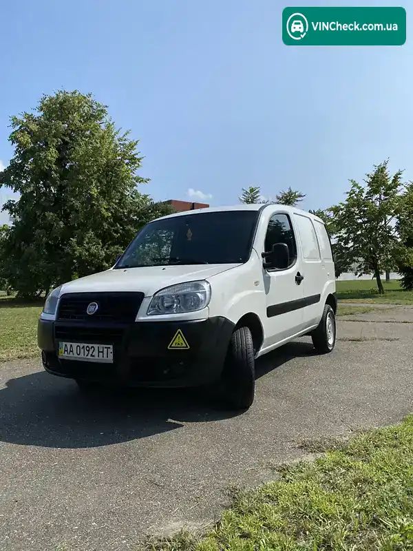 Fiat Doblo 2015, фото з оголошення 2 з 19, VIN ZFA22300006540875