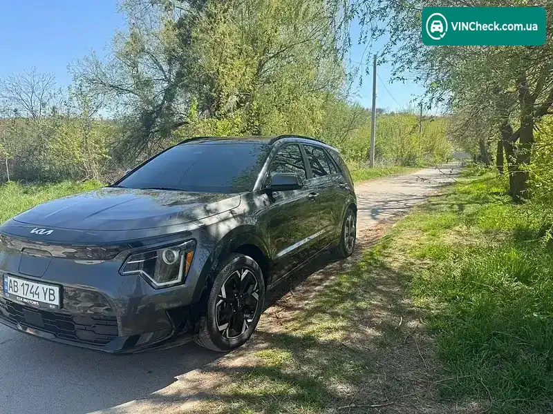 Kia Niro 2024, фото з оголошення 2 з 18, VIN KNDCR3L16R5109751