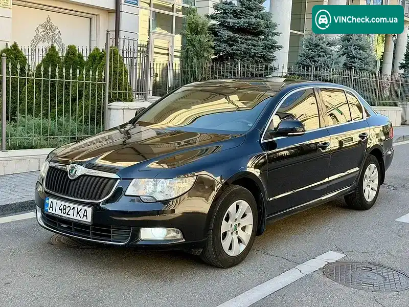 Skoda Superb 2011, фото з оголошення 1 з 18, VIN TMBAB43T7CB300381