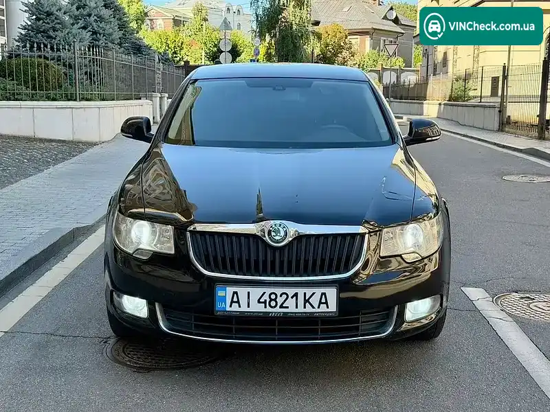 Skoda Superb 2011, фото з оголошення 2 з 18, VIN TMBAB43T7CB300381