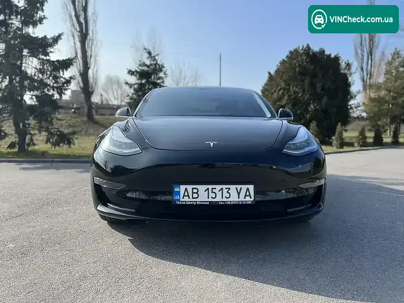 Tesla Model 3 2018, фото з оголошення 2 з 20, VIN 5YJ3E1EA4JF152677