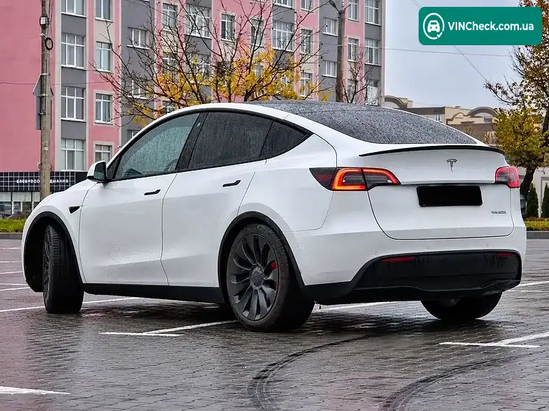 Tesla Model Y 2022, фото з оголошення 1 з 6, VIN 7SAYGDEF5NF567688