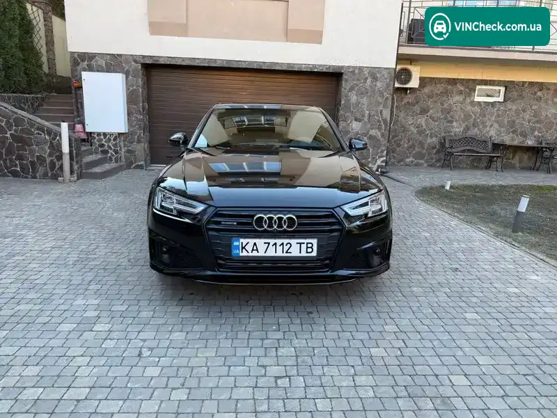 Audi A4 2019, фото з оголошення 2 з 21, VIN WAUFNAF44KA075886