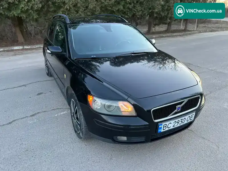 Volvo V50 2005, фото з оголошення 2 з 10, VIN YV1MW214252084962