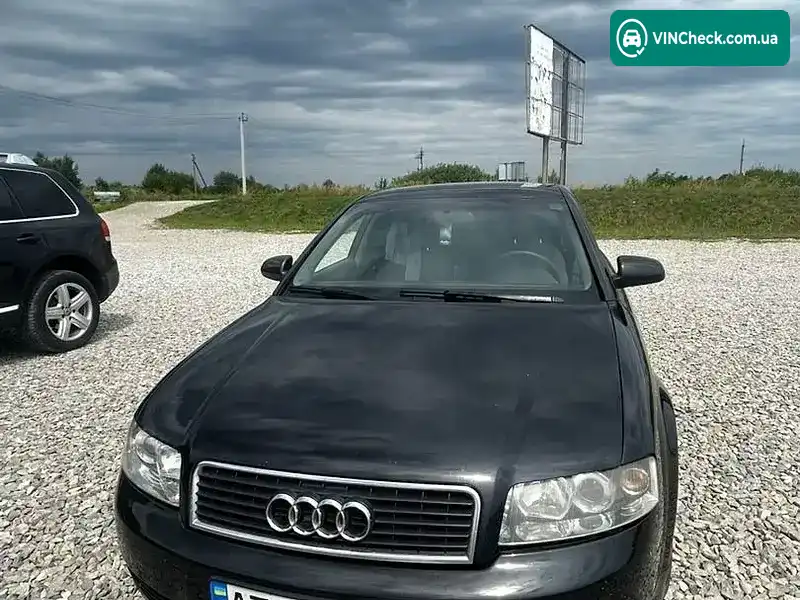 Audi A4 2002, фото з оголошення 1 з 6, VIN WAUZZZ8E32A296837