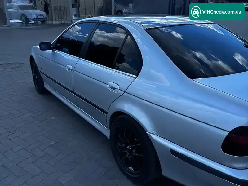 BMW 5 Series 1999, фото з оголошення 2 з 20, VIN WBADM11040GP13806